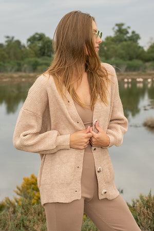 Queencii – Nathalie Cardigan Beige