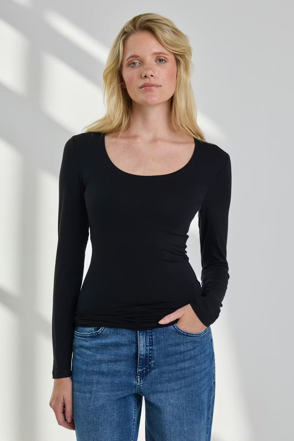 Ichi - Basic Long Sleeve Top Black