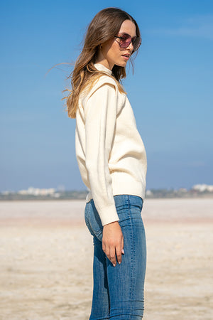 Queencii – Charlotte Sweater Beige