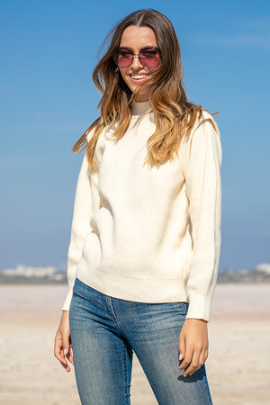 Queencii – Charlotte Sweater Beige